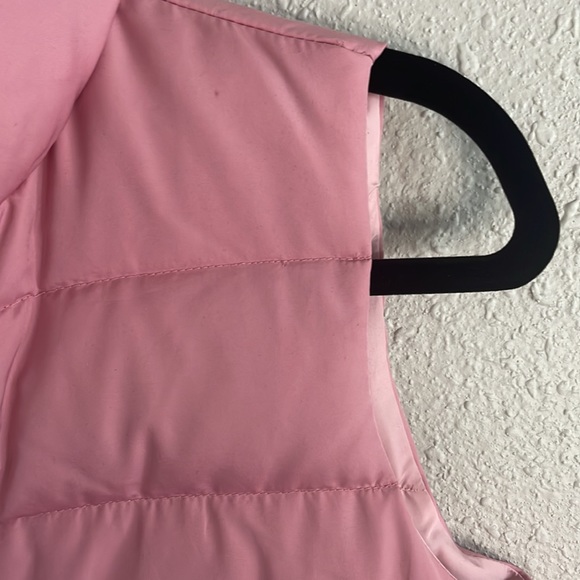 American eagle puffer vest jacket. - Picture 8 of 8